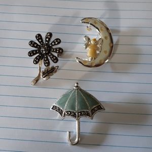 Fun lot of 3 silver tone brooches